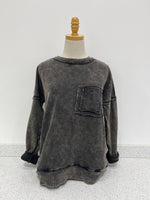 Load image into Gallery viewer, Pocket Sweatshirt
